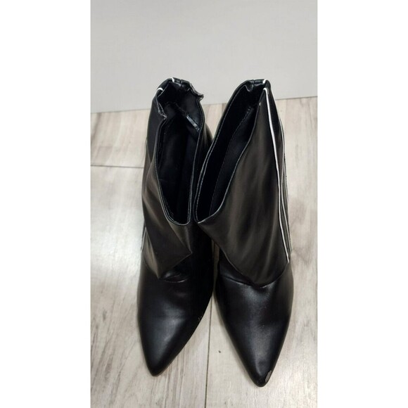 Beau & Ashe Tisha Black Bootie with White Piping Woman's Size 8 - Picture 6 of 9